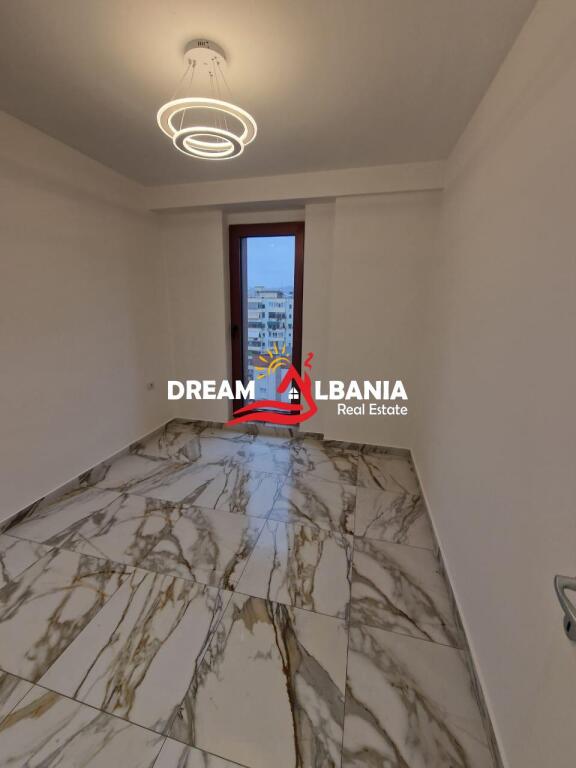 Office for rent in one of the most prestigious buildings, on the side of Kavaja Street (ID 42611314)