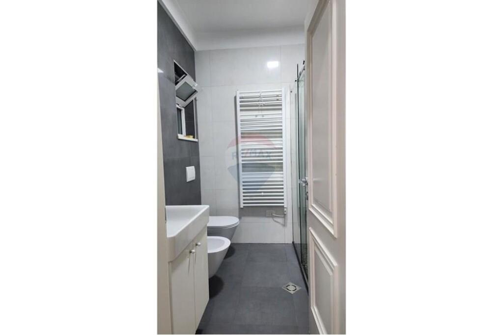 1+1 apartment for rent on Elbasanit street