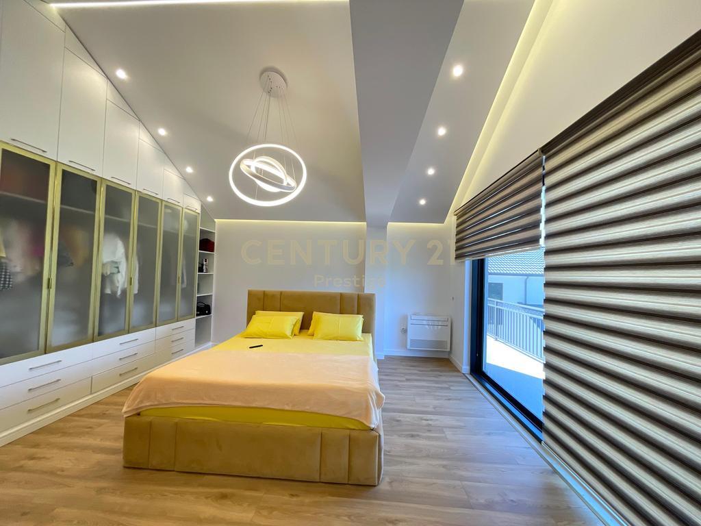 Luxury villa for rent in the area of Bërzhitë – 200 m² construction, 4000 m² land