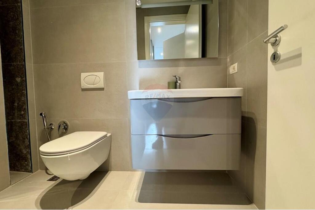 Luxury apartment for rent at "Secret Garden"