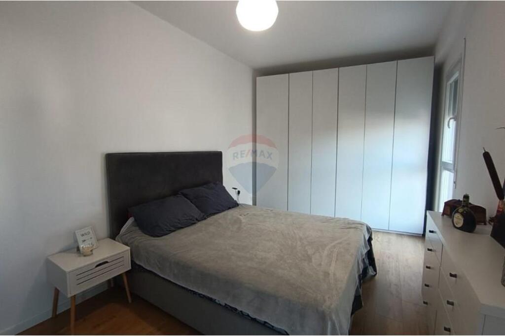 1+1 apartment for rent near Shkolla e Kuqe