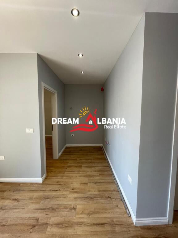Appartamento 1+1 in vendita a 5 Maji, vicino alla scuola "Tirana Jone" a Tirana (ID 41111084)