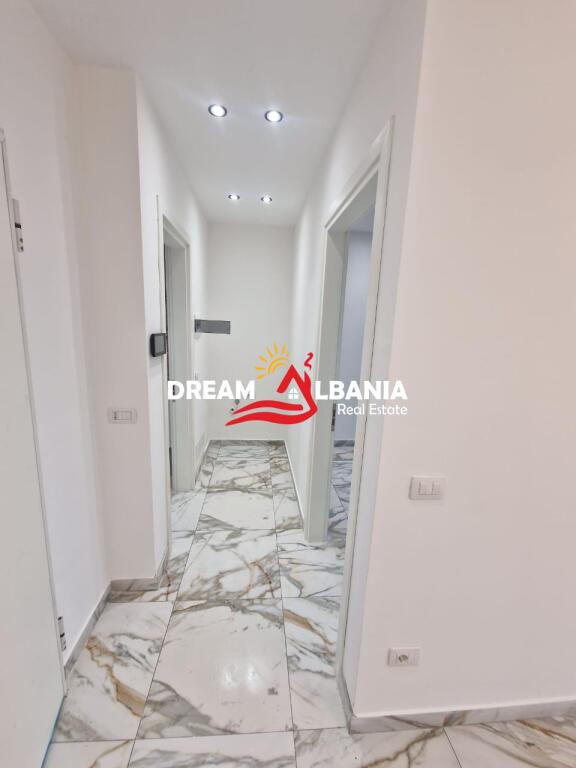 Office for rent in one of the most prestigious buildings, on the side of Kavaja Street (ID 42611314)