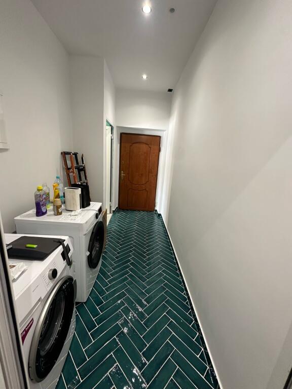 2 studios for sale for investment in the heart of Tirana, opposite Taiwan.