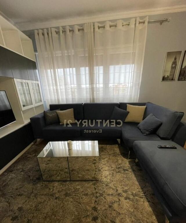 RR. ALI DEMI, WE OFFER FOR RENT APARTMENT 1+1