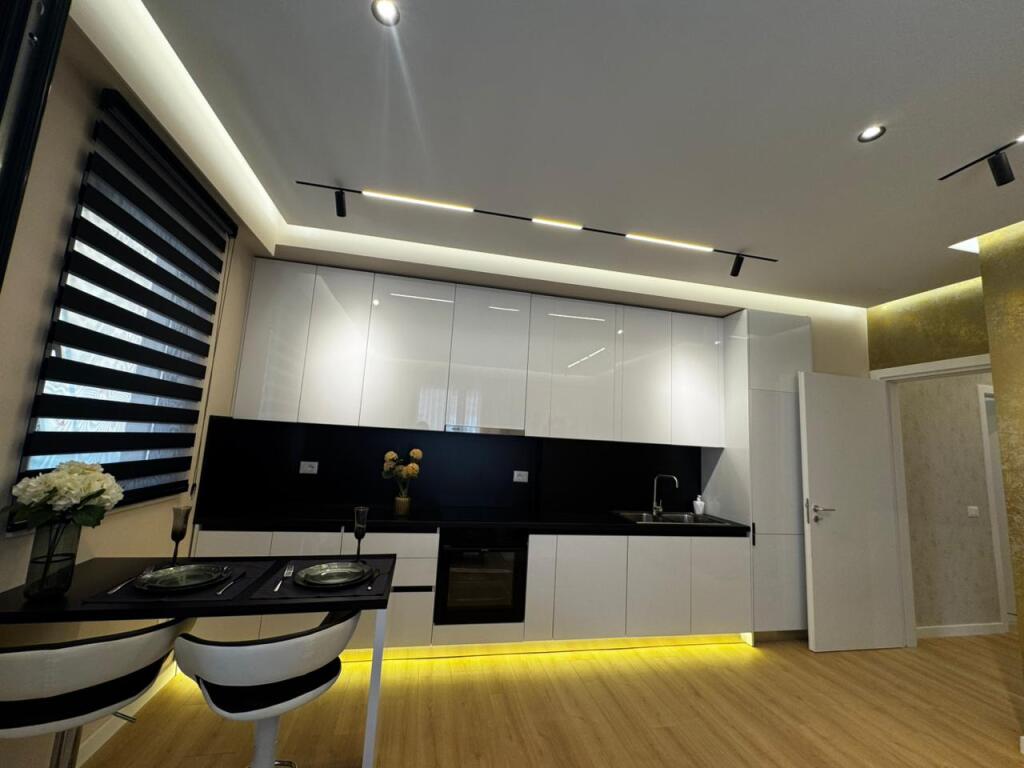 For sale 2+1 apartment, new market
