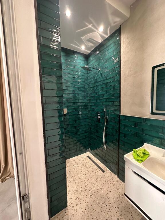 2 studios for sale for investment in the heart of Tirana, opposite Taiwan.