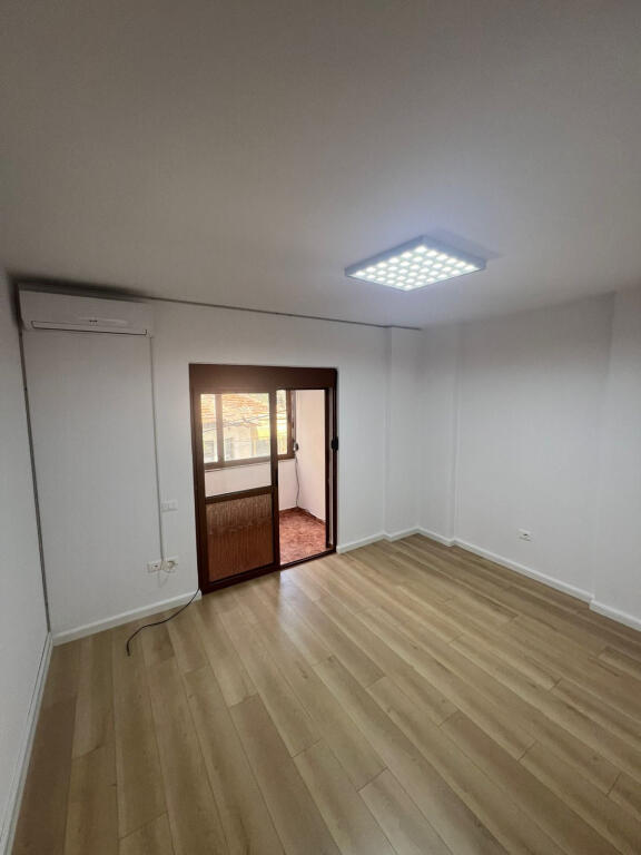 Office for Rent 2+1 at Bogdaneve Street (