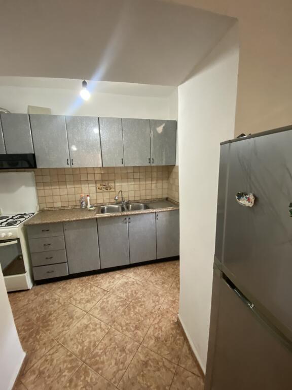 2+1, furnished, in Berryl near the Bank of Tirana 420