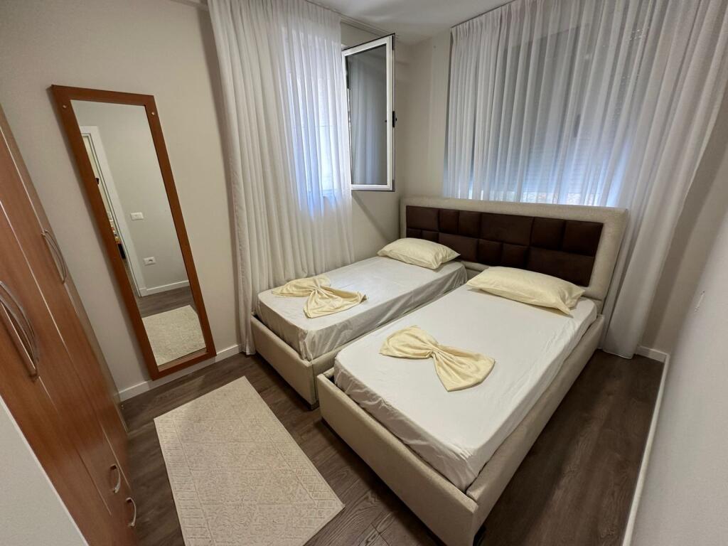 Apartament për shitje 2+1+2 tek Kodra e Diellit