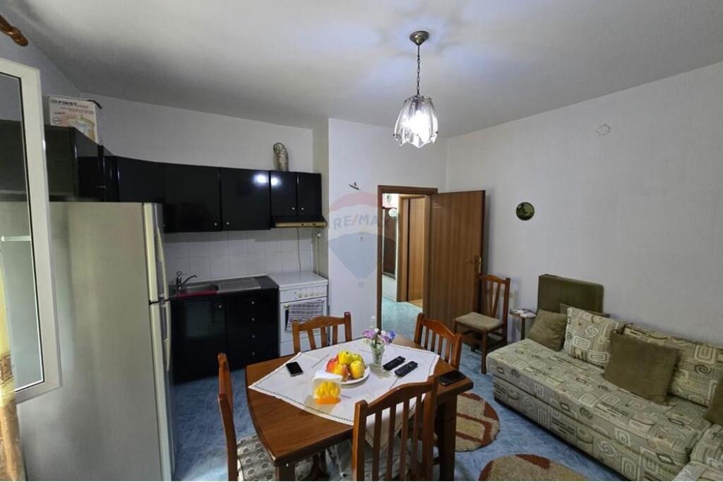 2+1 apartment for rent on Kavaja Street