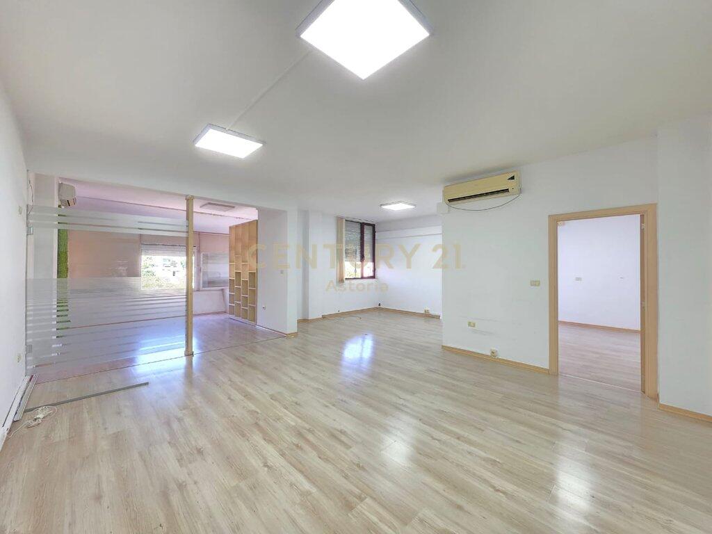 Premium office for rent in the heart of the Block 200 m² / month net
