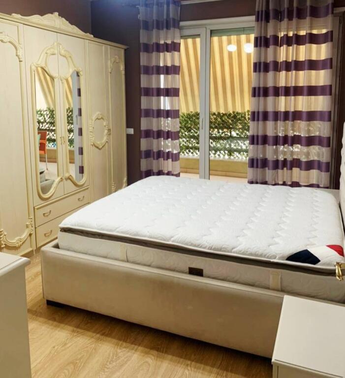 FOR RENT: Apartment 1+1+ Garage/ area: Zoo Garden