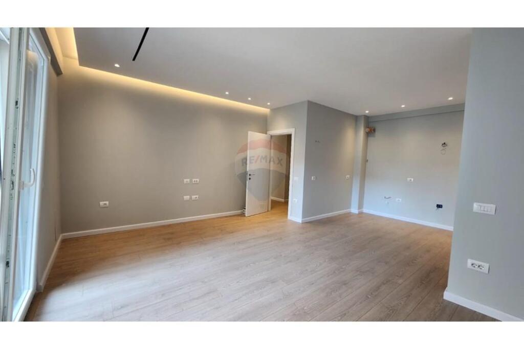 Office space for rent at Kika 2