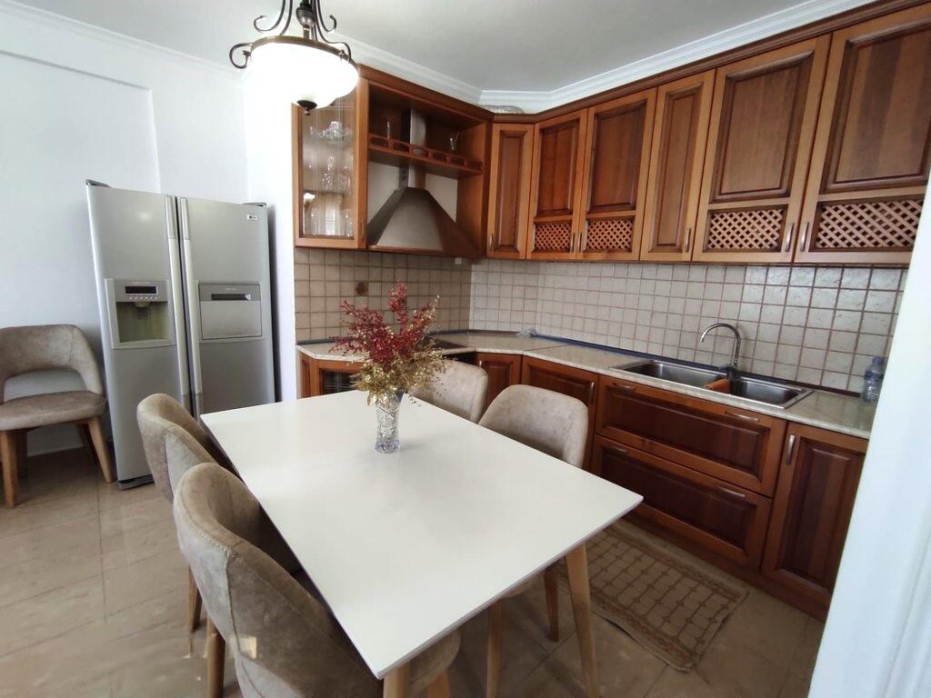 2+1 APARTMENT FOR RENT NEAR THE CENTER!