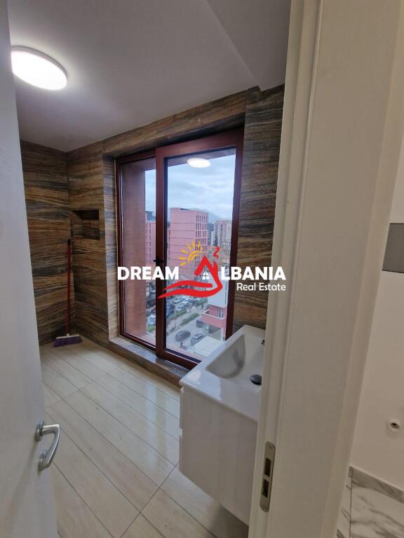 Office for rent in one of the most prestigious buildings, on the side of Kavaja Street (ID 42611314)