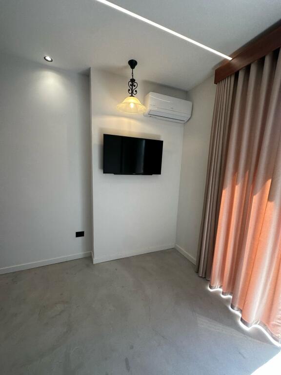 2 studios for sale for investment in the heart of Tirana, opposite Taiwan.