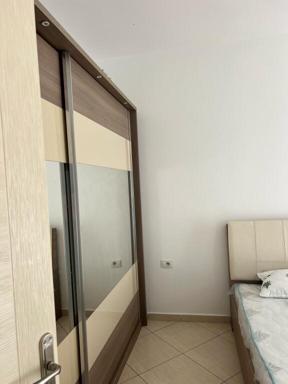 Apartament 2+1 me qira ne Astir