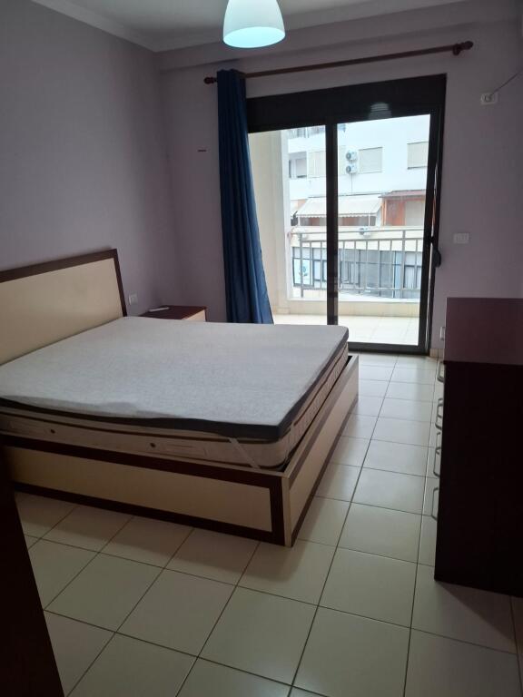 Appartamento in Affitto 1+1+1 Balcone