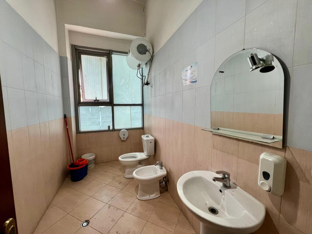 Rent, Business Space "Pazari i Ri", Tirana.