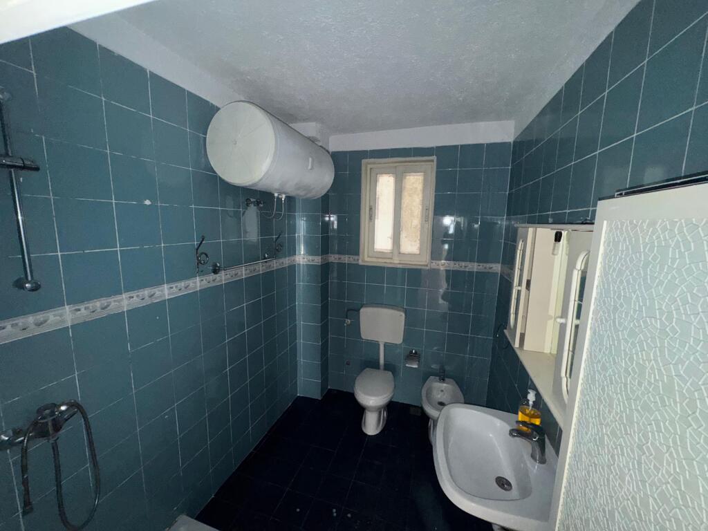 FOR SALE APARTMENT 2+1 WITH YARD IN THE CENTER OF SHIJAK!!