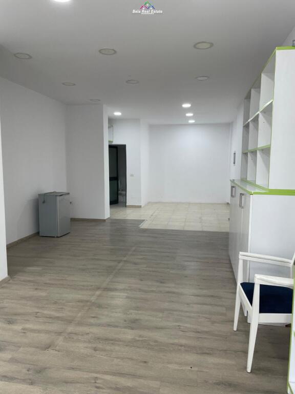 Dyqan Me Qera Tek Rruga Dritan Hoxha (ID BD21689) Tirane