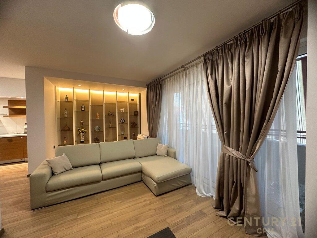 Appartamento moderno 1+1 in vendita presso "Petro Nini Luarasi"
