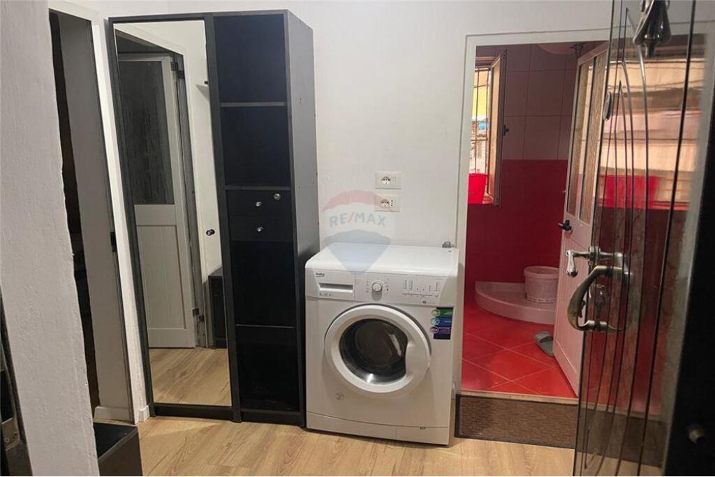An apartment 1+1 is for rent at Shkolla e Kuqe.