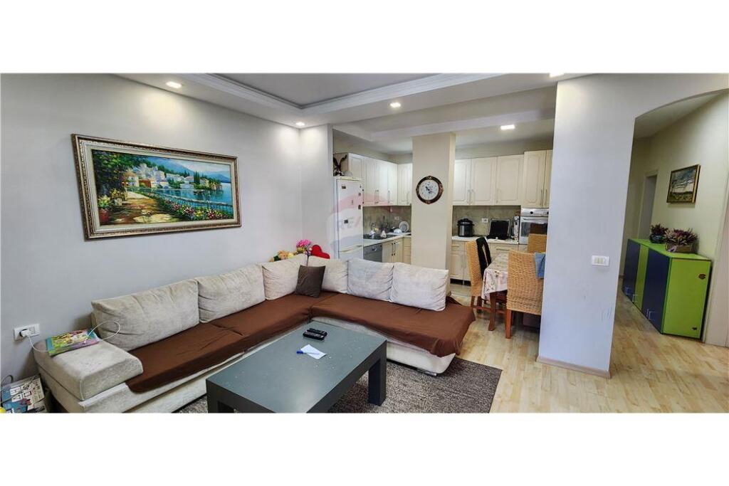 Apartment for sale 2+1 5 MAJ