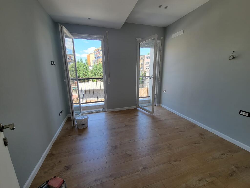 Apartment - For Rent - Brryli