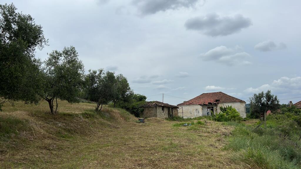 For sale, Private House +2800 m2 Land "Maminas".