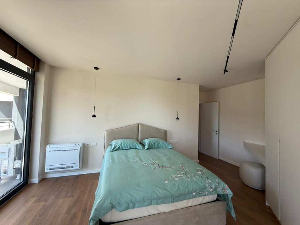 Luxurious 2+1 Apartment for Rent in White Hill