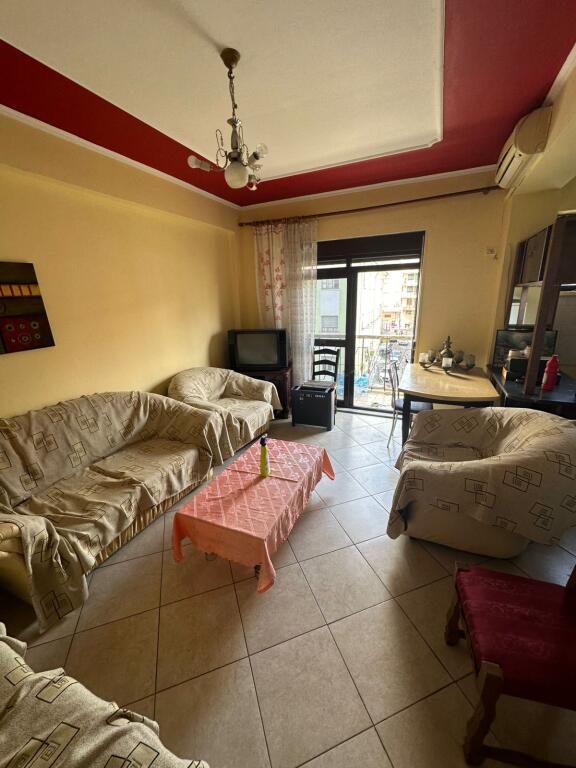 For sale apartment 1+1 Court Durres