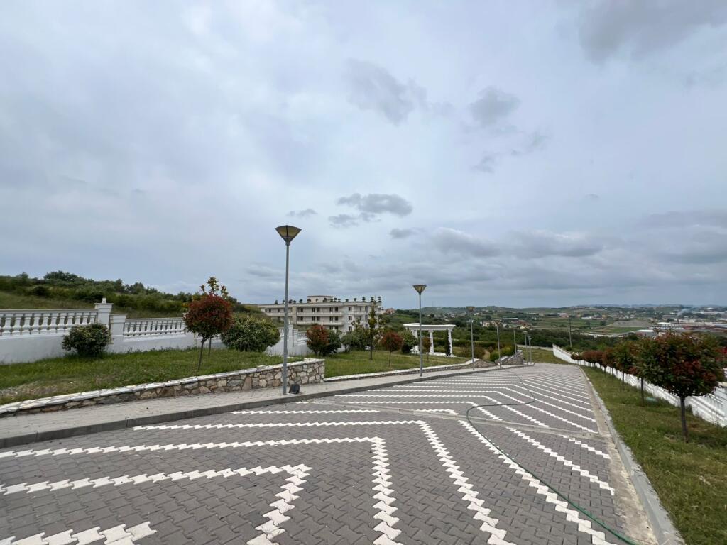 For sale 4-story building in Maminas- Durrës