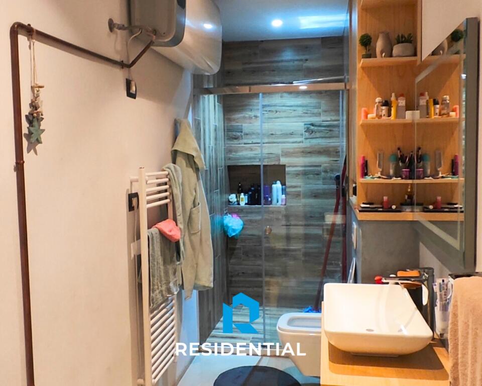 Në Qytetin Studentit Shitet Apartament 2+1 I Mobiluar Bukur!