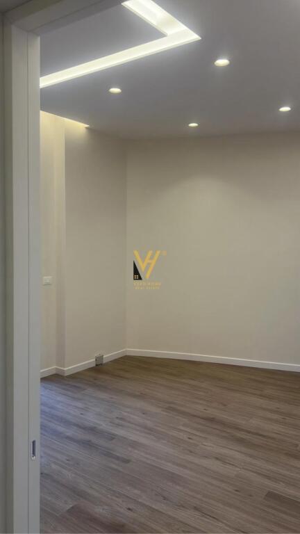 OFFICE 127 M2 FOR RENT ON KOSOVAREVE STREET