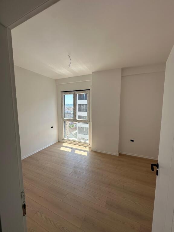 For sale Apartment 3+1+2+Balcony Kamez (Residential Within the Month)