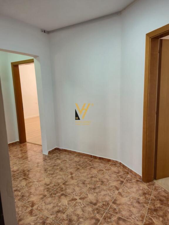 OFFICE 110M2 FOR RENT ON BOGDANEV STREET