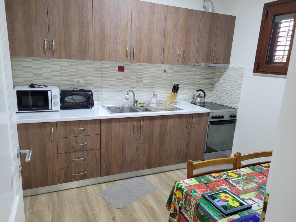 APARTAMENT 3+1 ME QIRA TEK INXHINJERIA E NDERTIMIT