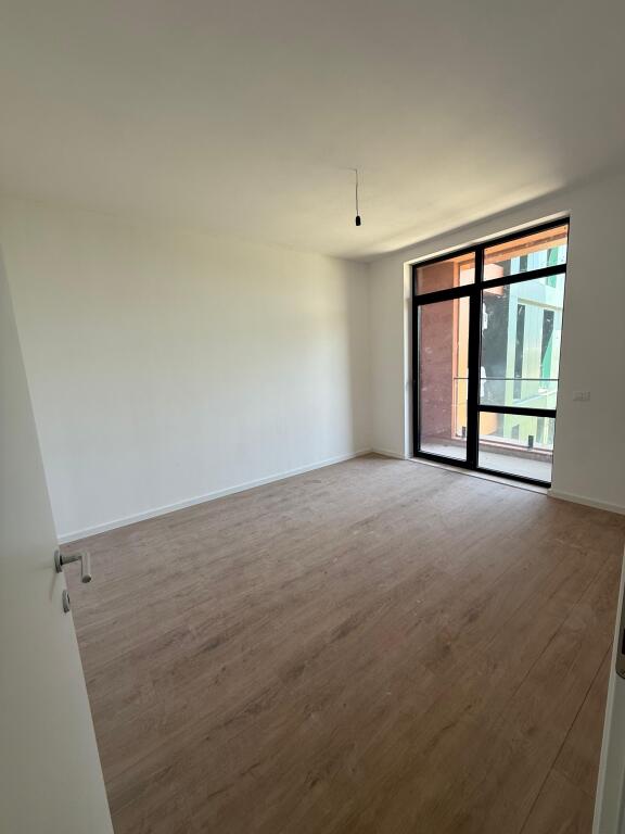 FOR SALE Apartment 1+1 with Parking Space at Bulevardi i Ri