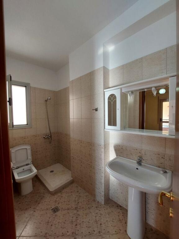 FOR SALE APARTMENT 2+1+2 IN THE NEIGHBORHOOD 29 NOVEMBER, NEAR THE SCHOOL "LEF SALLATA"
