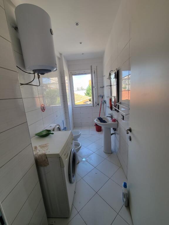 Apartment - For Rent - Brryli