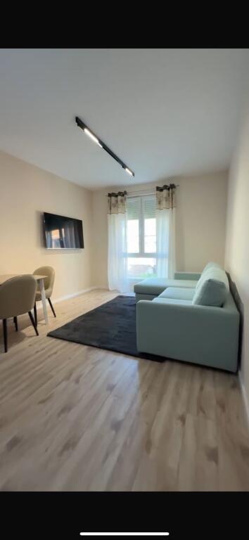 Rent, Apartment 1+1, Ballet School