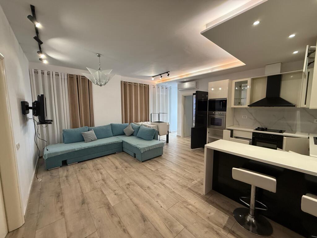FOR RENT APARTMENT AT RROTA E KUQE