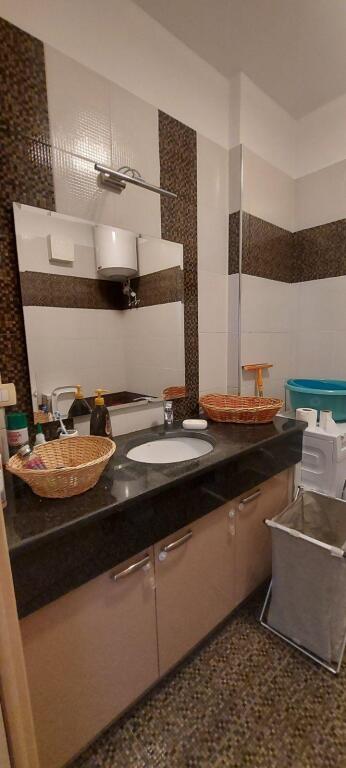 In Affitto Appartamento 2+1+2 Bagni + 1 Balcone