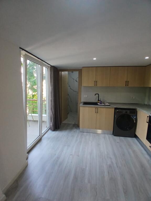 Duplex 2+1, furnished, dry lake.
