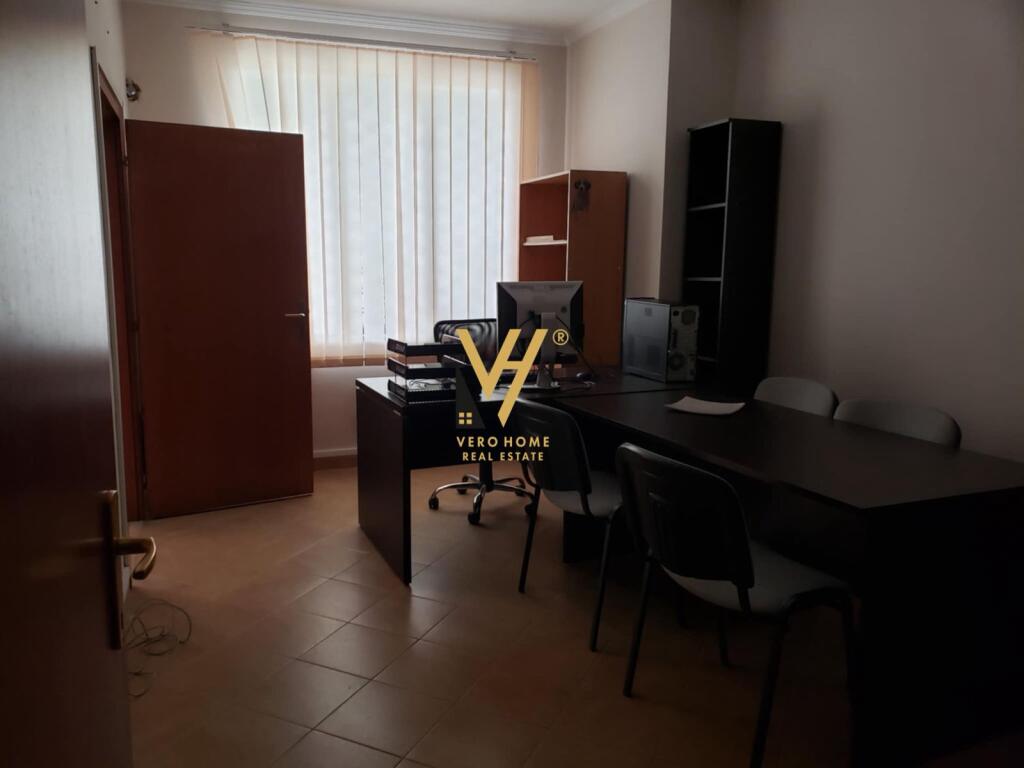 ZYRE 60 M2 ME QERA TOTALISHT E INVESTUAR TE ISH EKSPOZITA