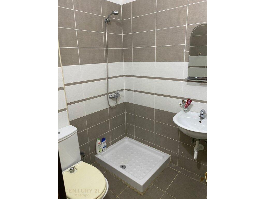 For sale apartment 1+1+2 with sea view in Saranda with garage