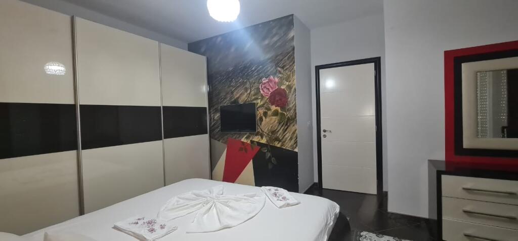 For Rent Apartment 3+1 at Bulevardi i Ri, near the Center