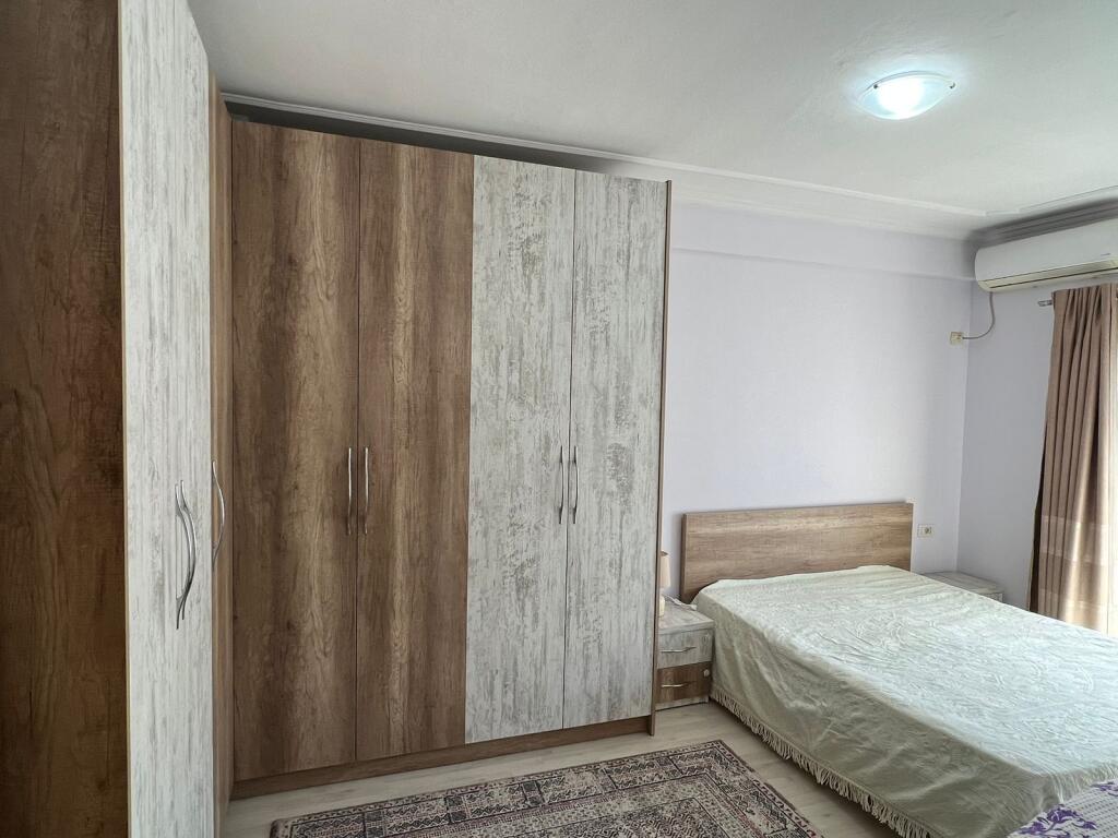 Apartament 2+1 për qira në Astir